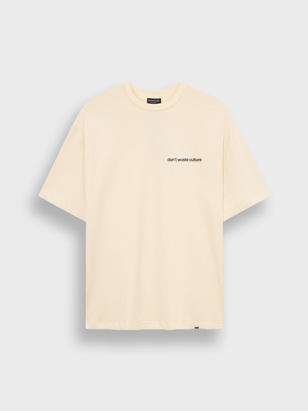 Don't Waste Culture Cleo t-shirt beige, voorkant met borstlogo