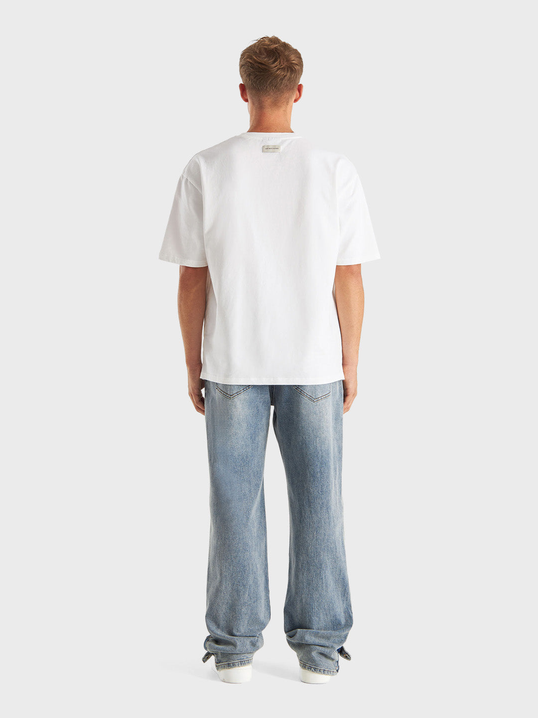 Achteraanzicht Gaios Jeans met flared fit styling