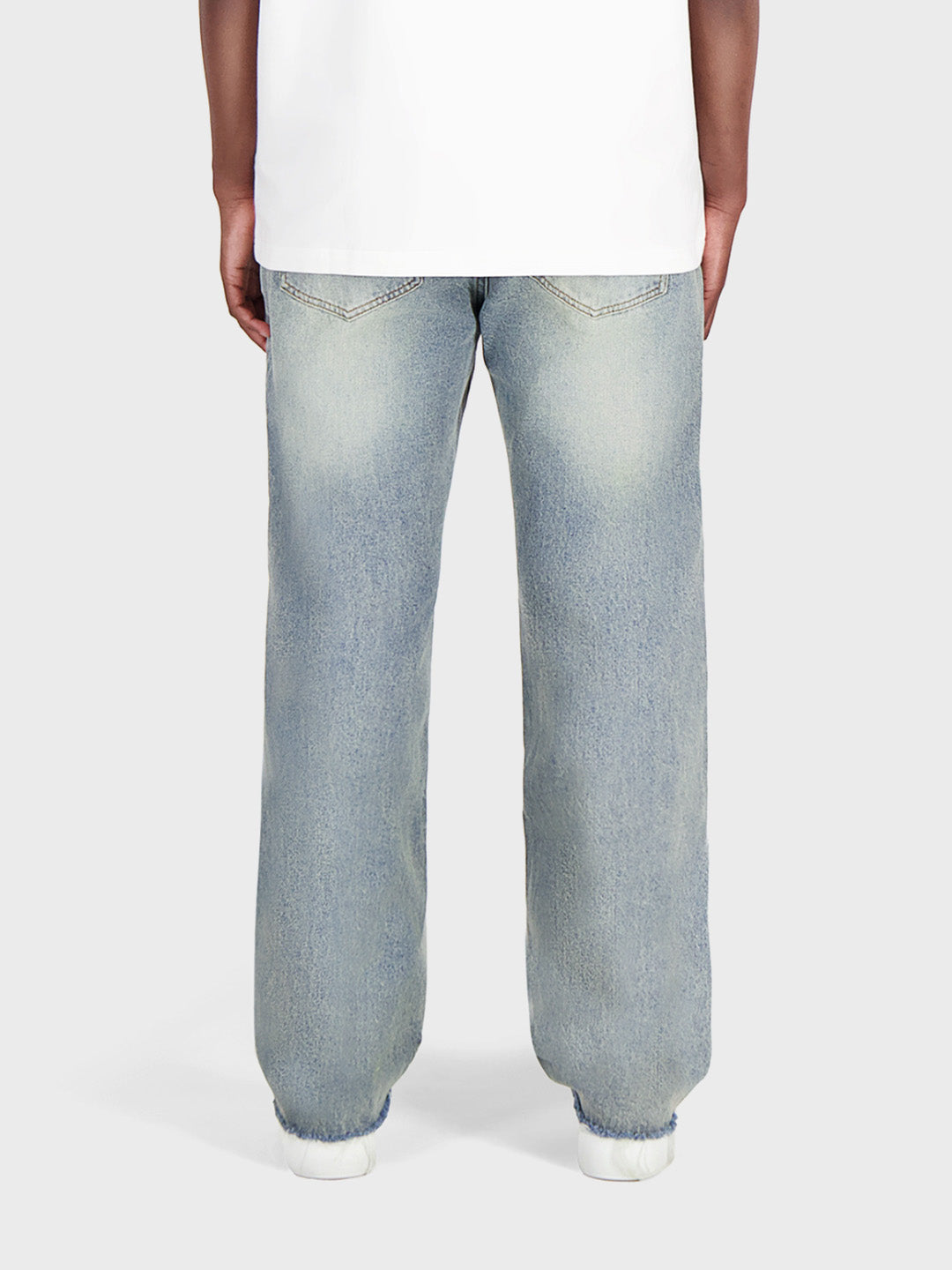 Achterkant van de DWC Kaimana Jeans Pale