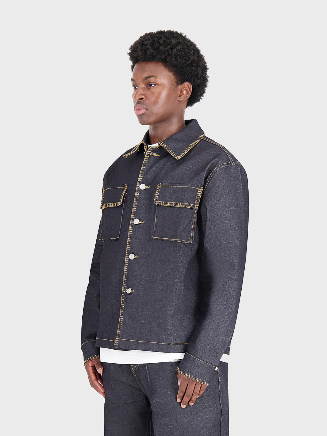 Don't Waste Culture Raw Denim overshirt - gedragen door model