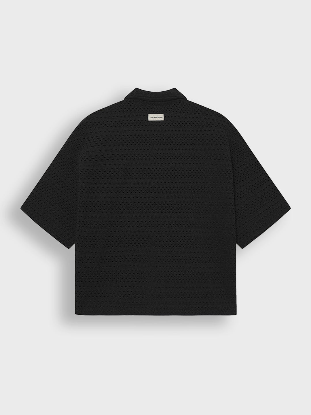 Productfoto achterkant Rioxan Shirt Black – minimalistische studiofoto