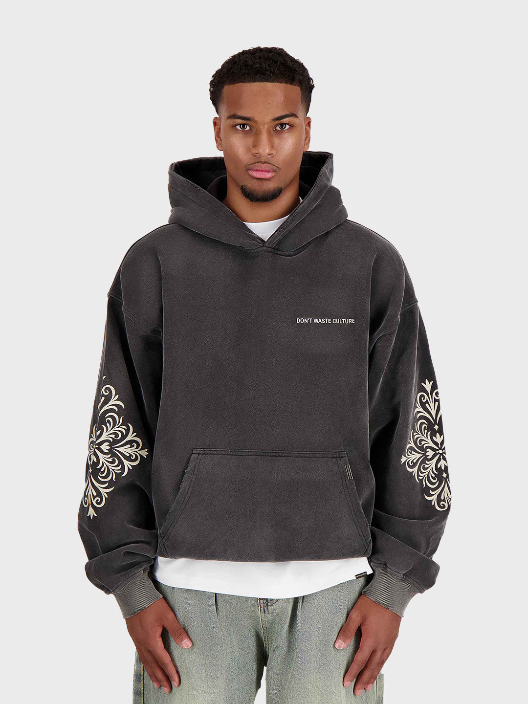 Don't Waste Culture Yulani Hoodie in Washed Grey - voorkant