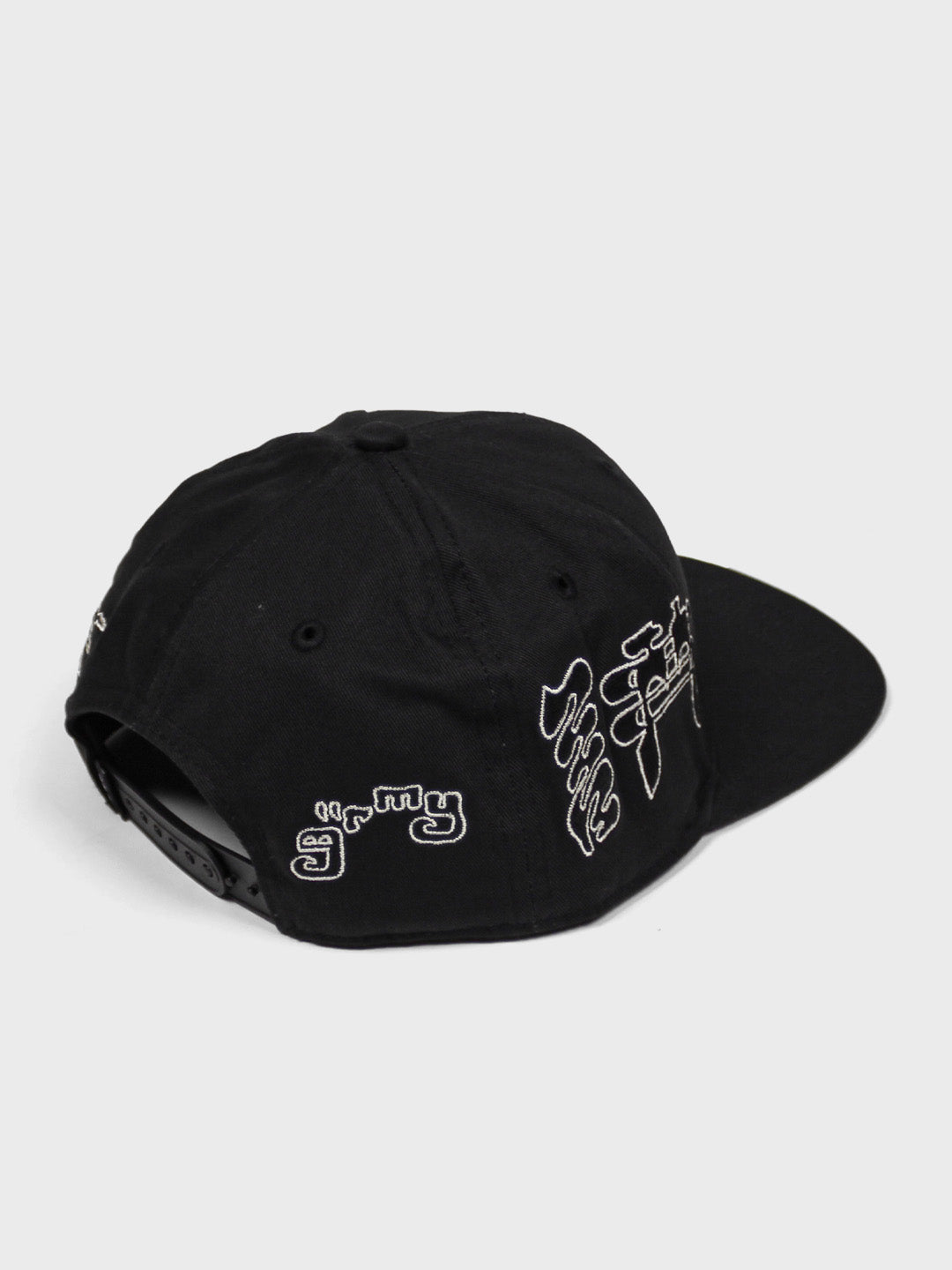 Grimey Tusker Temple Cap | Black