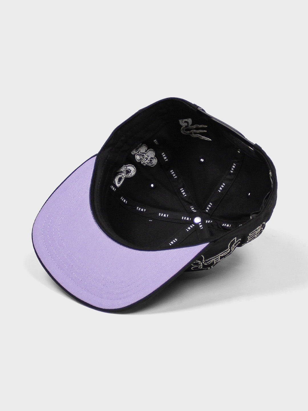Grimey Tusker Temple Cap | Black