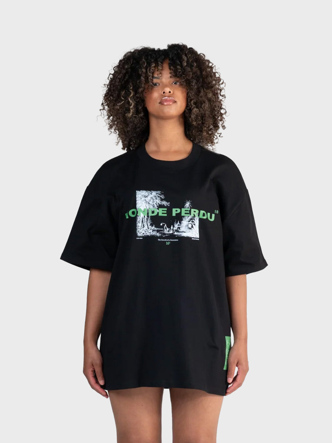 Le Monde Perdu Benue T-Shirt Black – model voorkant