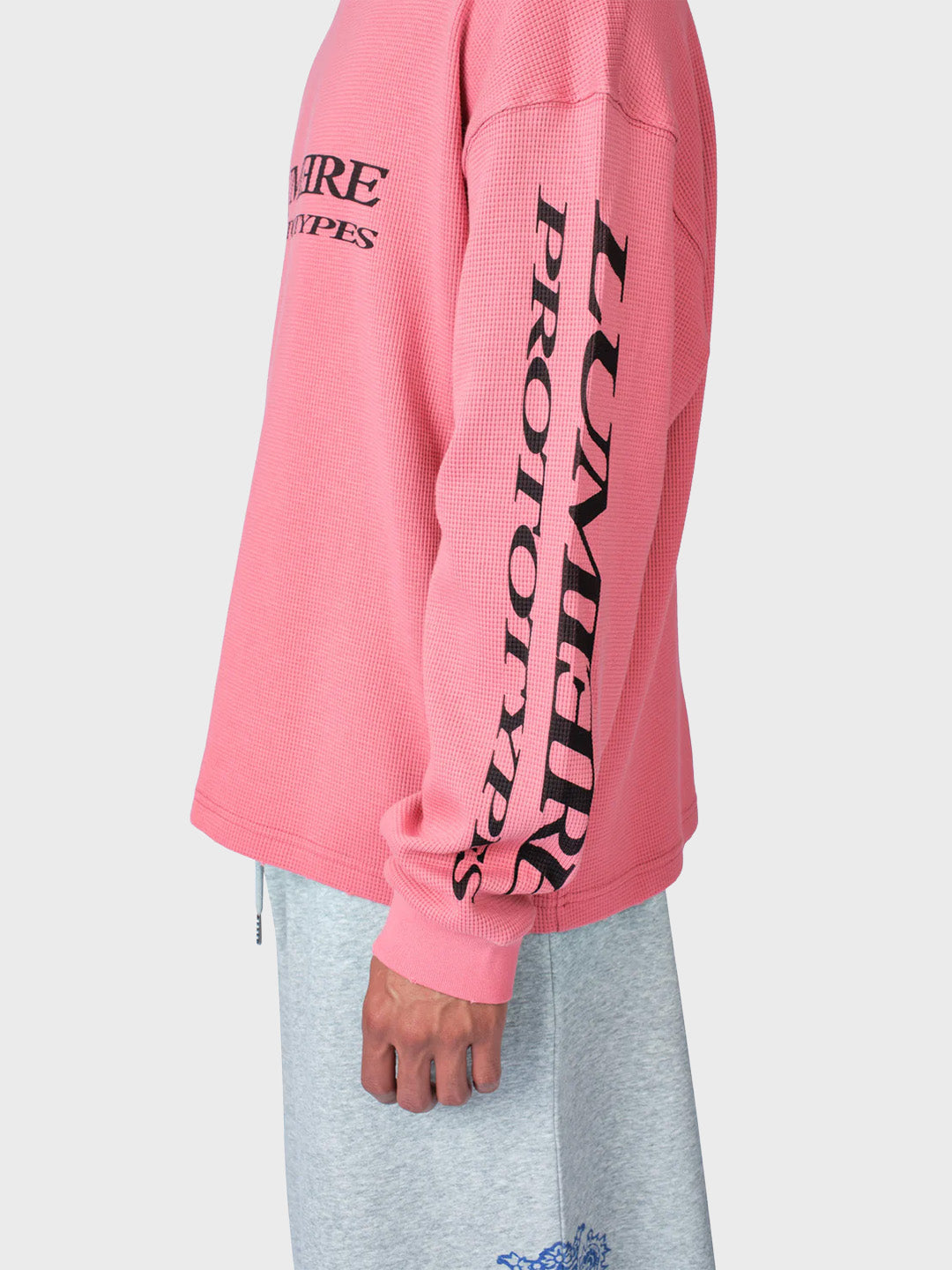 Lumi3re Prototypes Longsleeve Pink - close-up mouw