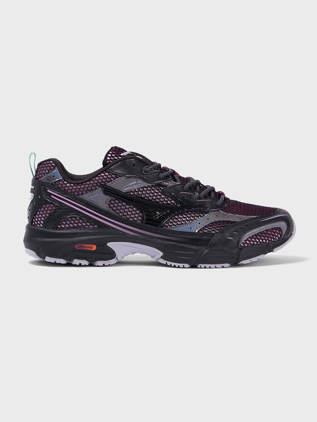 Zijaanzicht Mizuno MXR ‘Space Light’ Black met holografische accenten