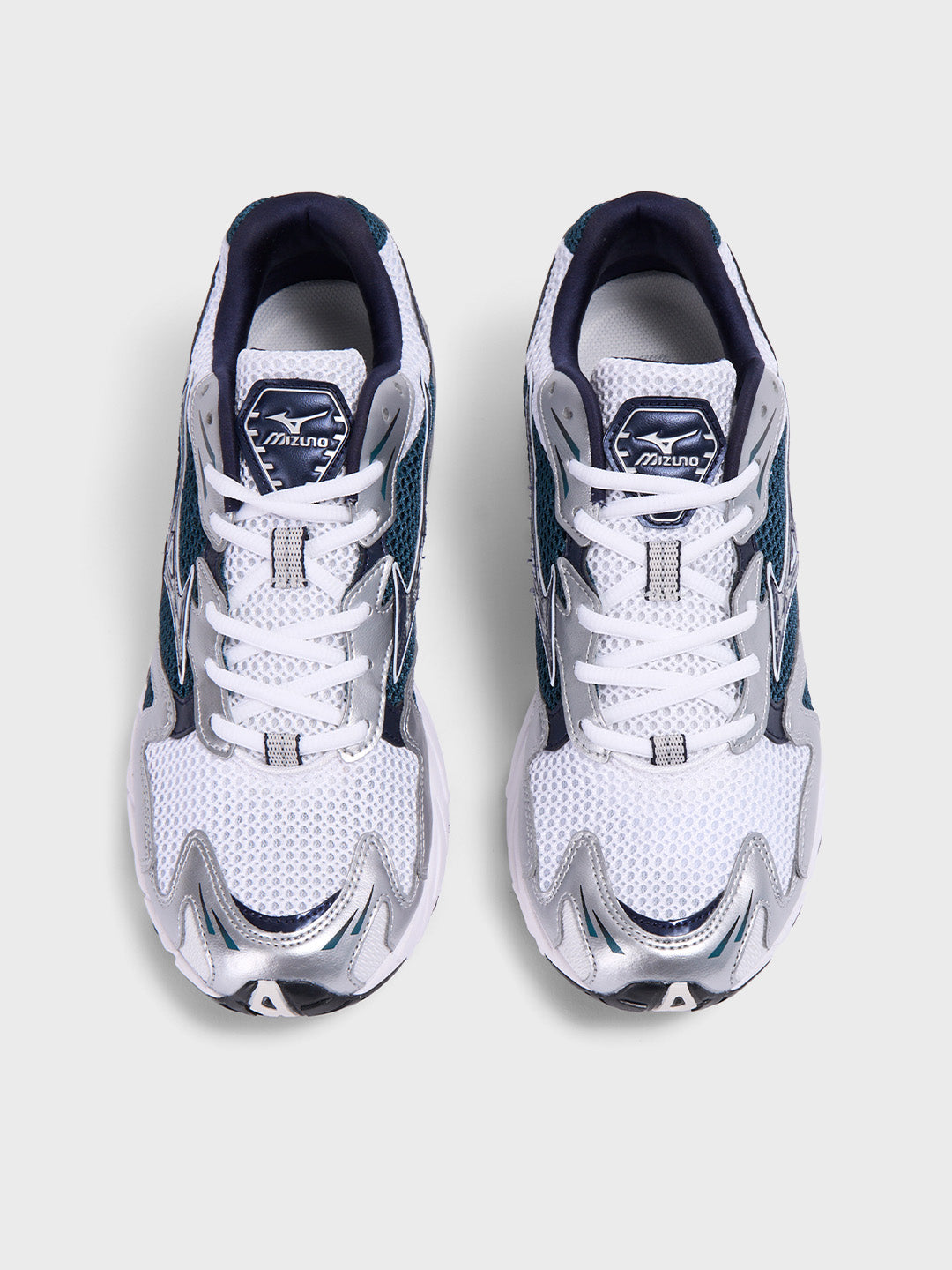Mizuno Wave Rider 10 White/Deep Teal sneakers bovenaanzicht met mesh details