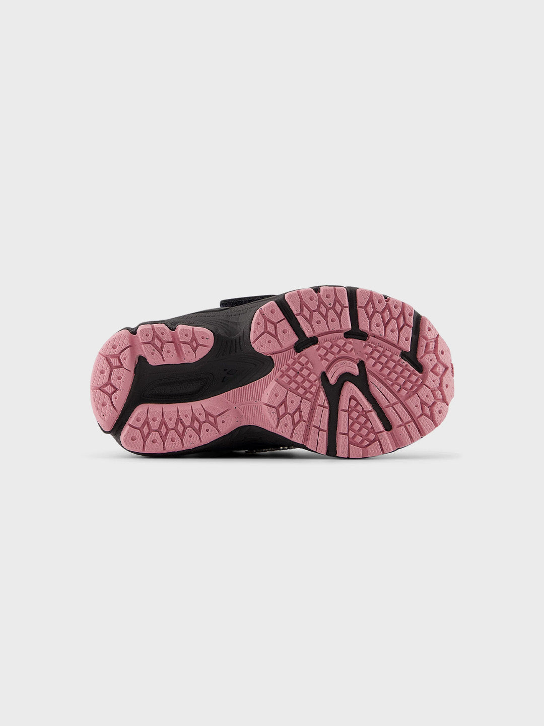 Onderkant van de zool van de New Balance 1906 kinderschoenen