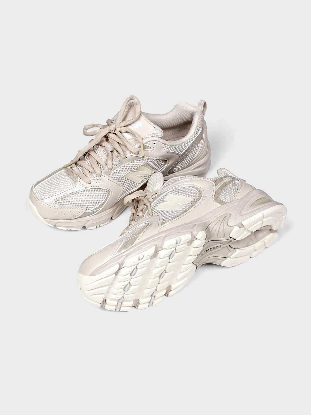 new balance 530 sneakers beige