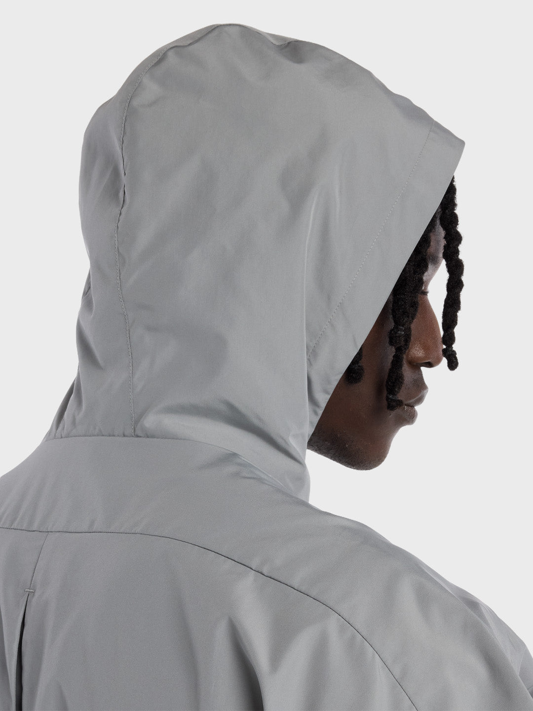 New Balance Elusive Shell Jacket Slate Grey - close-up capuchon