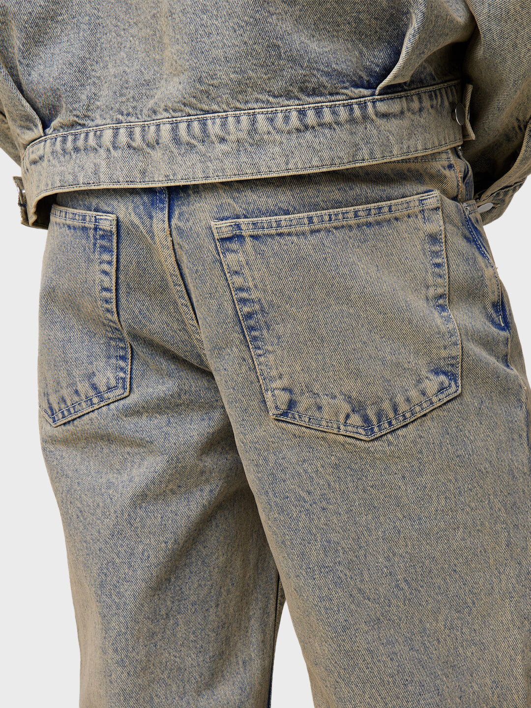 Off The Pitch Bullet Denim Jacket Sand close-up achterkant onderkant