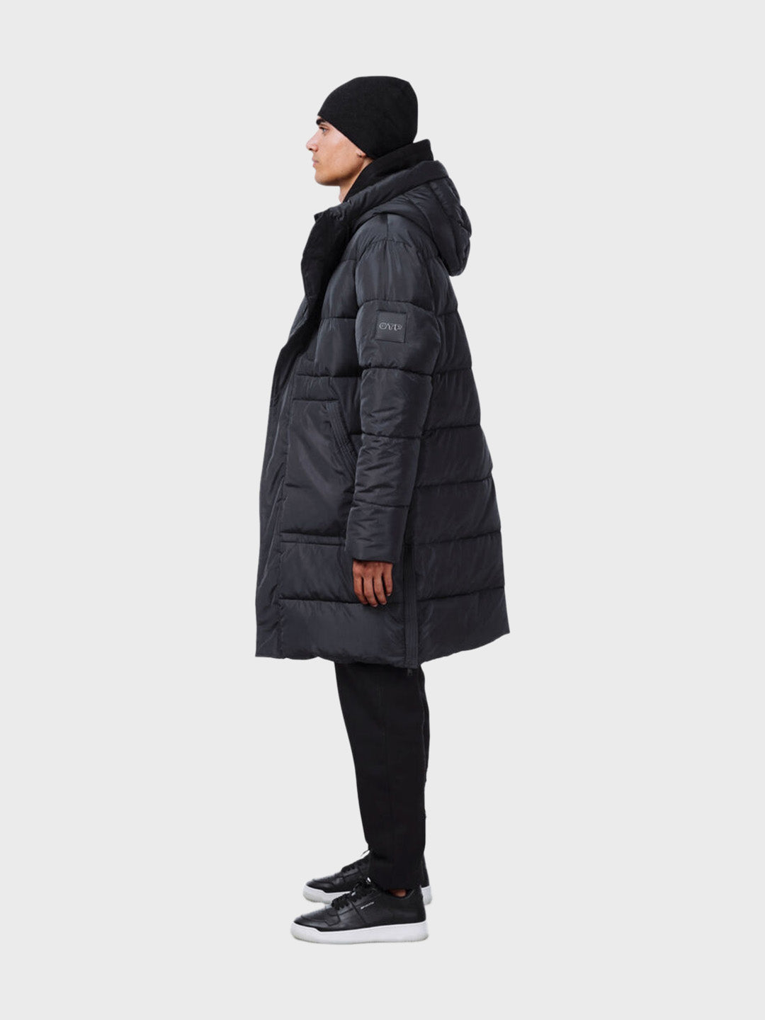 off the pitch puffer jacket