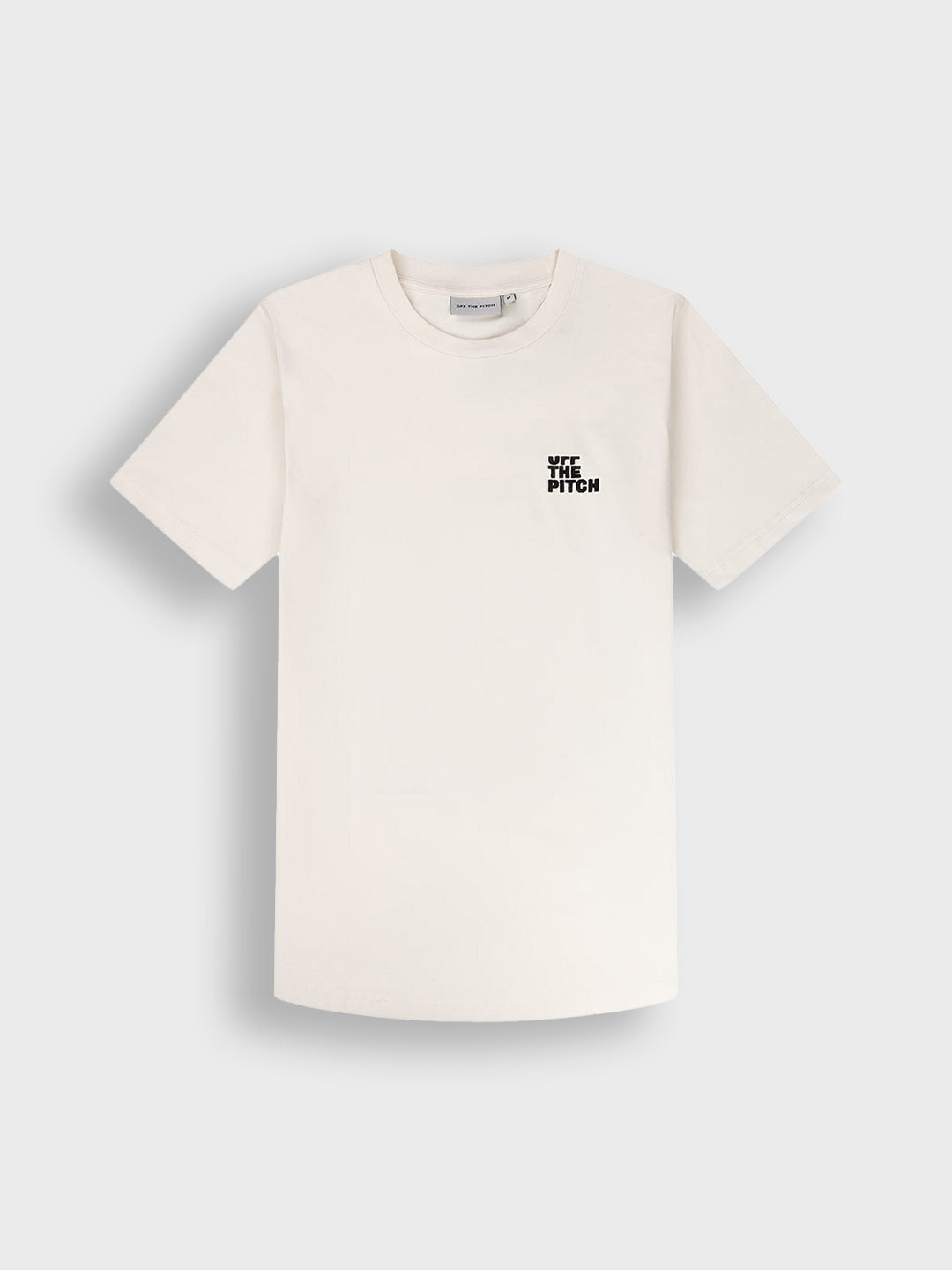 Voorkant van off-white OTP shirt met klein borstlogo