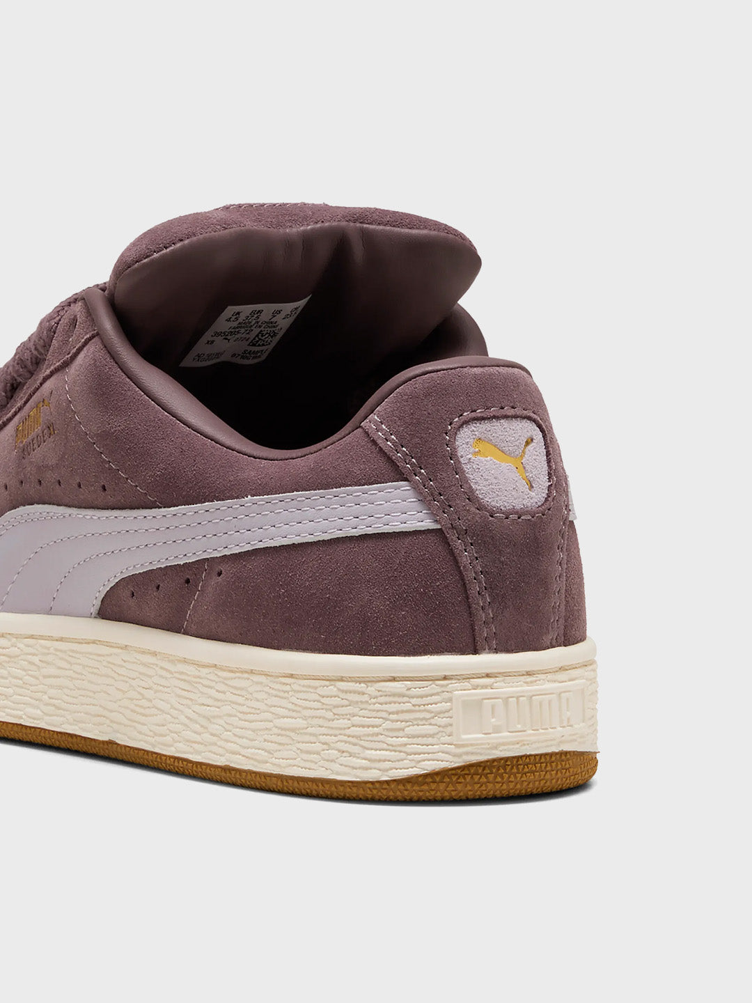 Puma Suede XL Sneakers Raisin – close-up hiel met details
