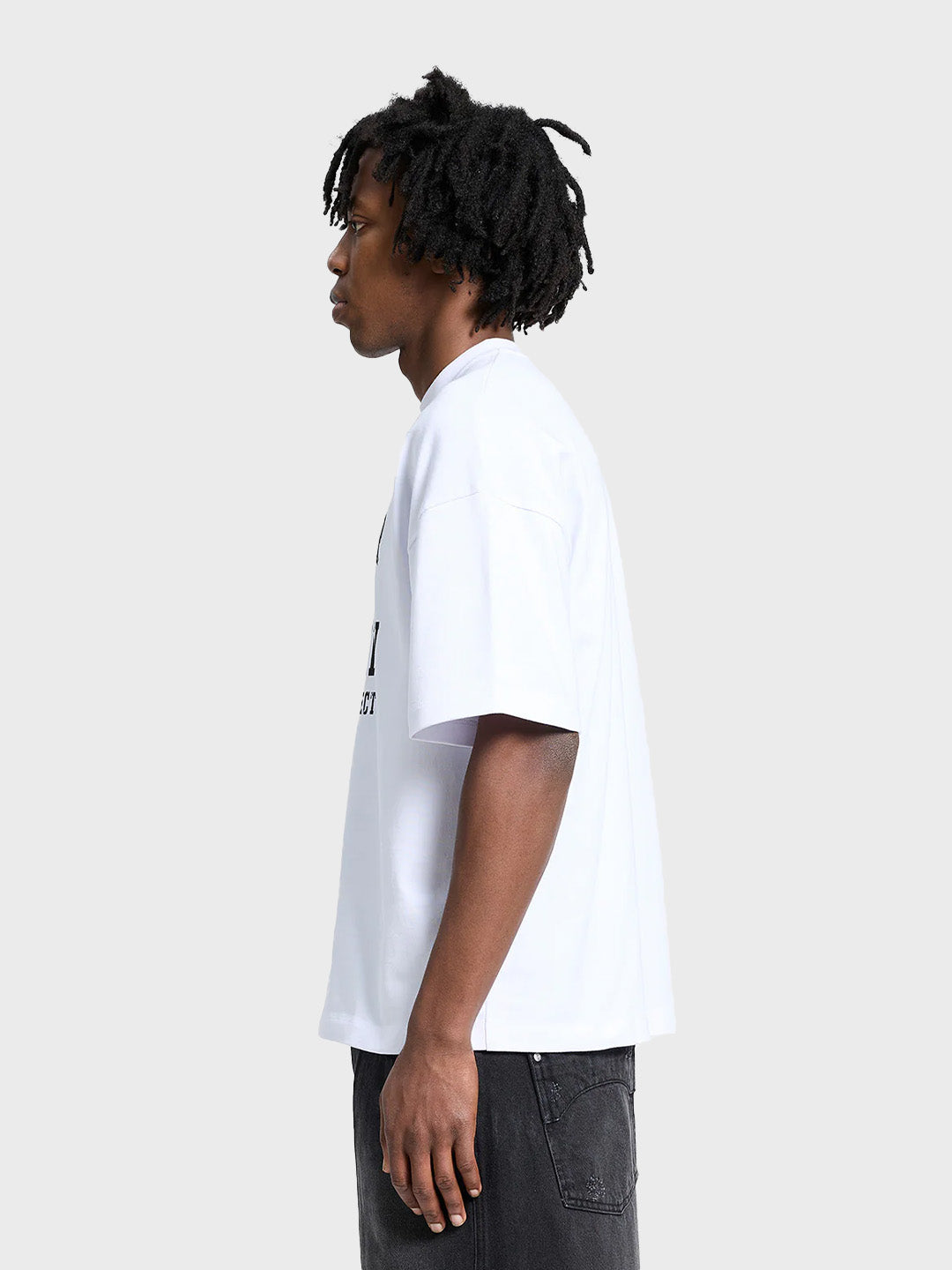 Reternity Atelier Emblem T-Shirt White – boxy fit