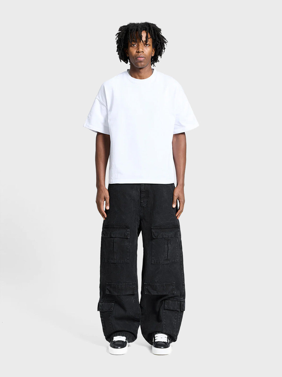 Reternity Wrinkled Cargo Pants Black – outfit