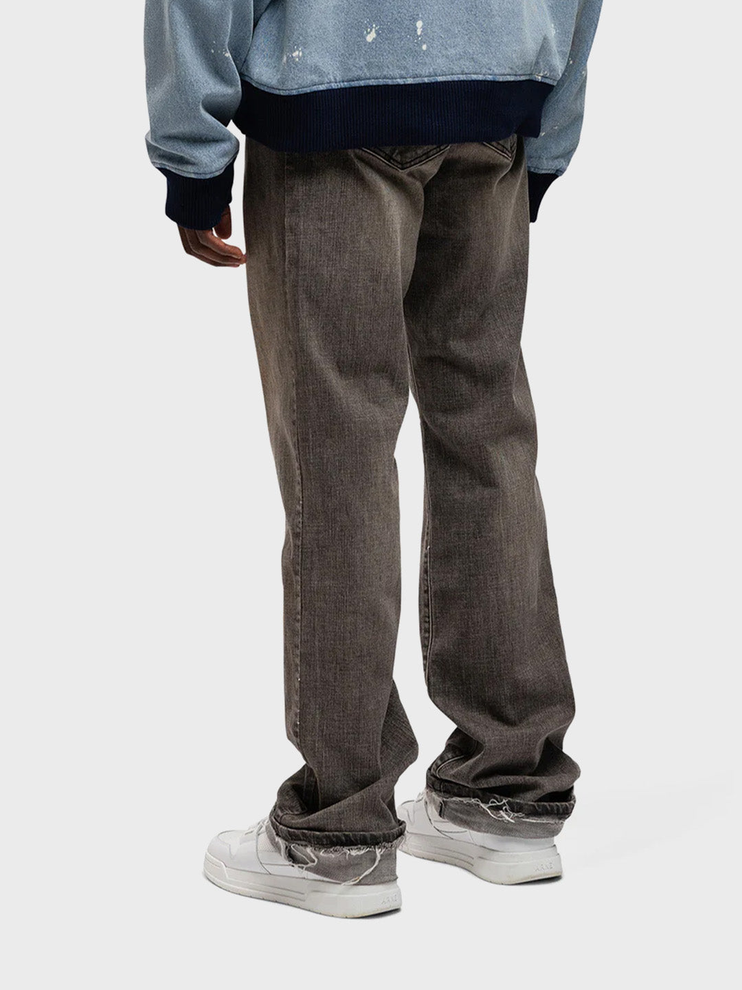 Achteraanzicht van de Rivero jeans