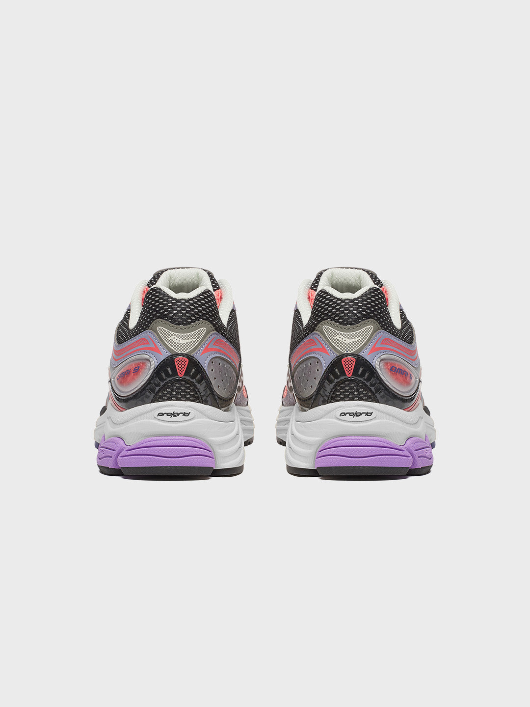 Saucony Progrid Omni 9 Sneakers in Pink/Purple