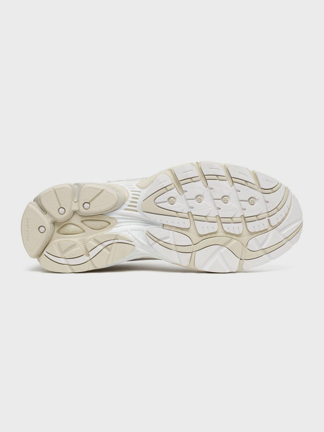 Saucony ProGrid Omni 9 Sneakers | White/Eggshell