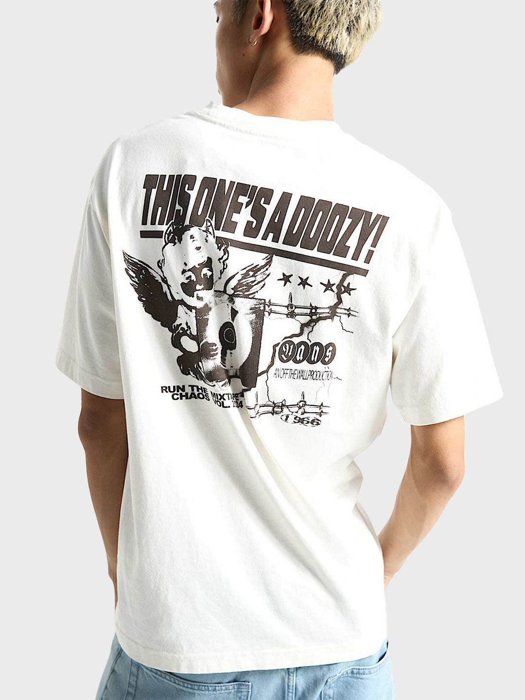 Achterkant van Vans Earthbound t-shirt