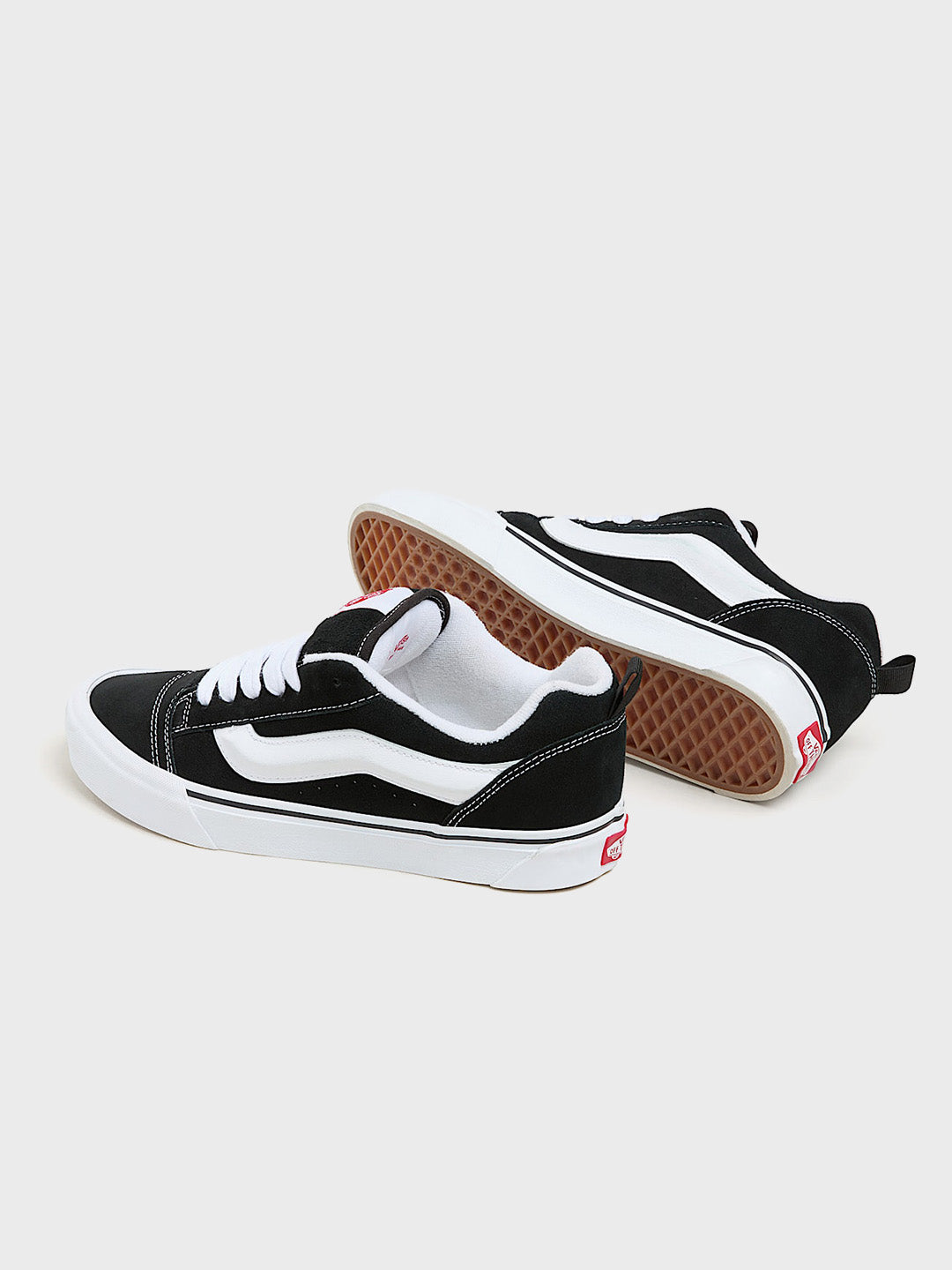 Vans Knu Skool shoes - Black/White - Reloadstore