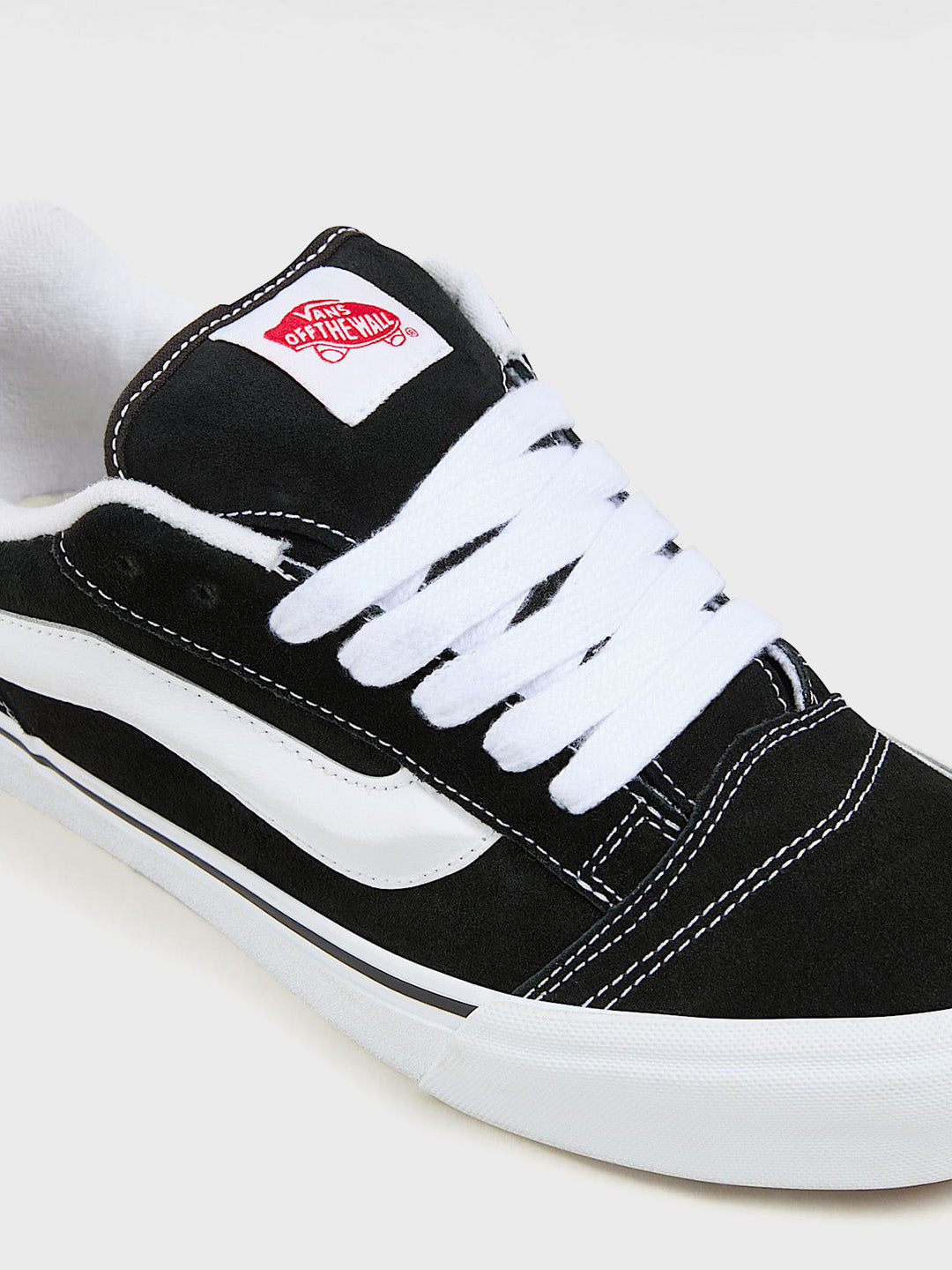 Vans Knu Skool shoes - Black/White - Reloadstore