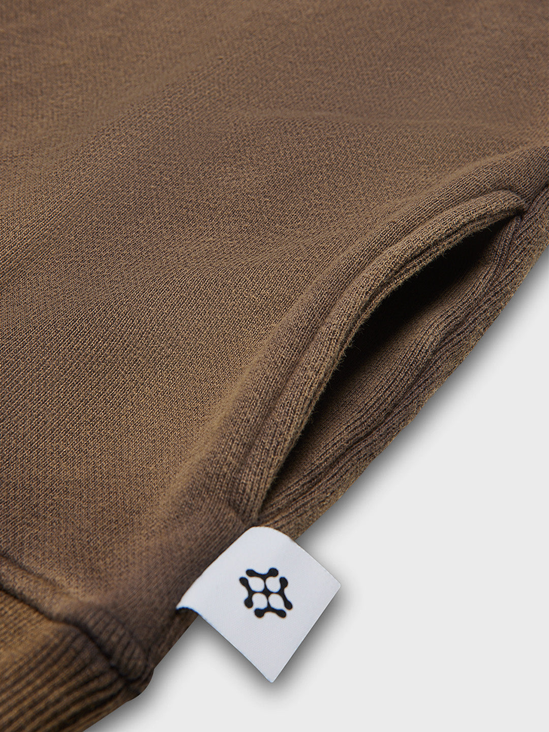 alumes cyber punk sweater