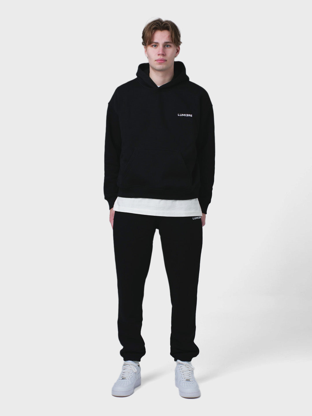 lumi3re tracksuit zwart