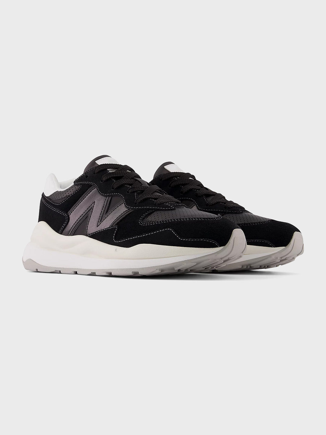 new balance 5740 black