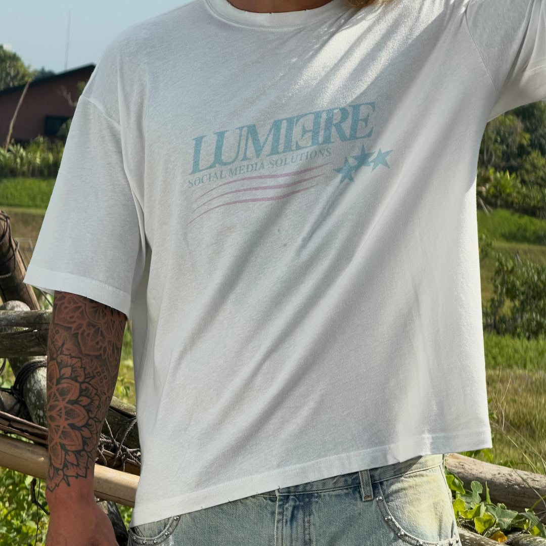 Lumi3re kleding – t-shirts, jorts, longsleeves en meer bij Reloadstore