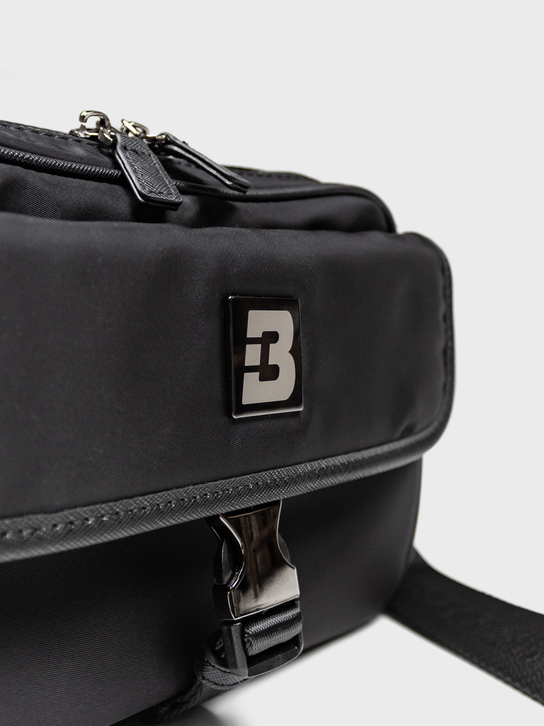 messenger bag black