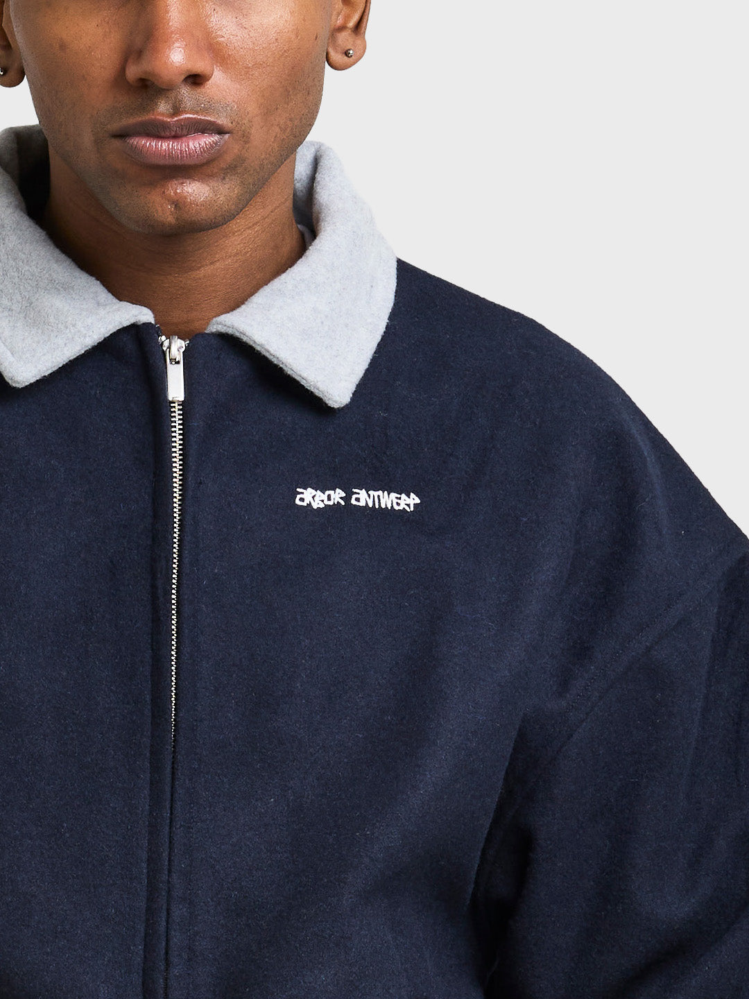 Arbor Antwerp Cropped Fitted Jacket Navy - close-up