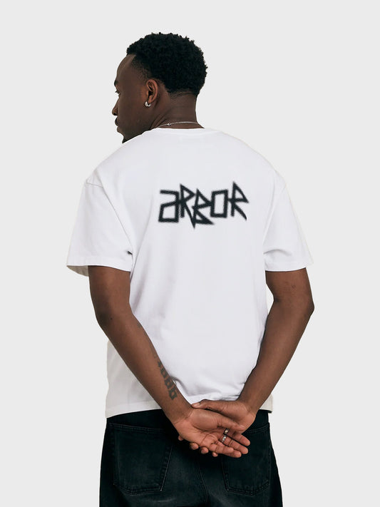 Arbor Antwerp Dotwork T-Shirt White - model toont achterkant