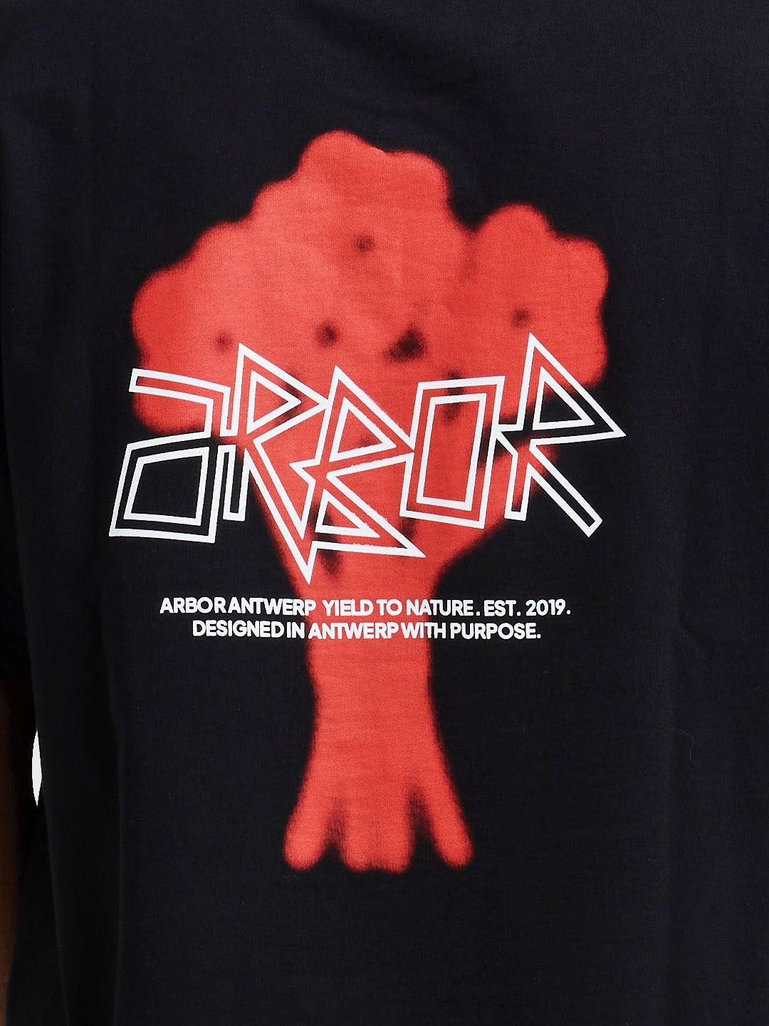 Arbor Antwerp Floral Bouquet T-Shirt Black - close-up achterkant