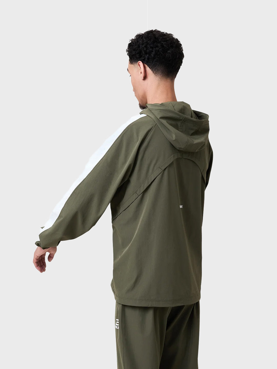 Banlieue Olive Tracktop – schuin achter model