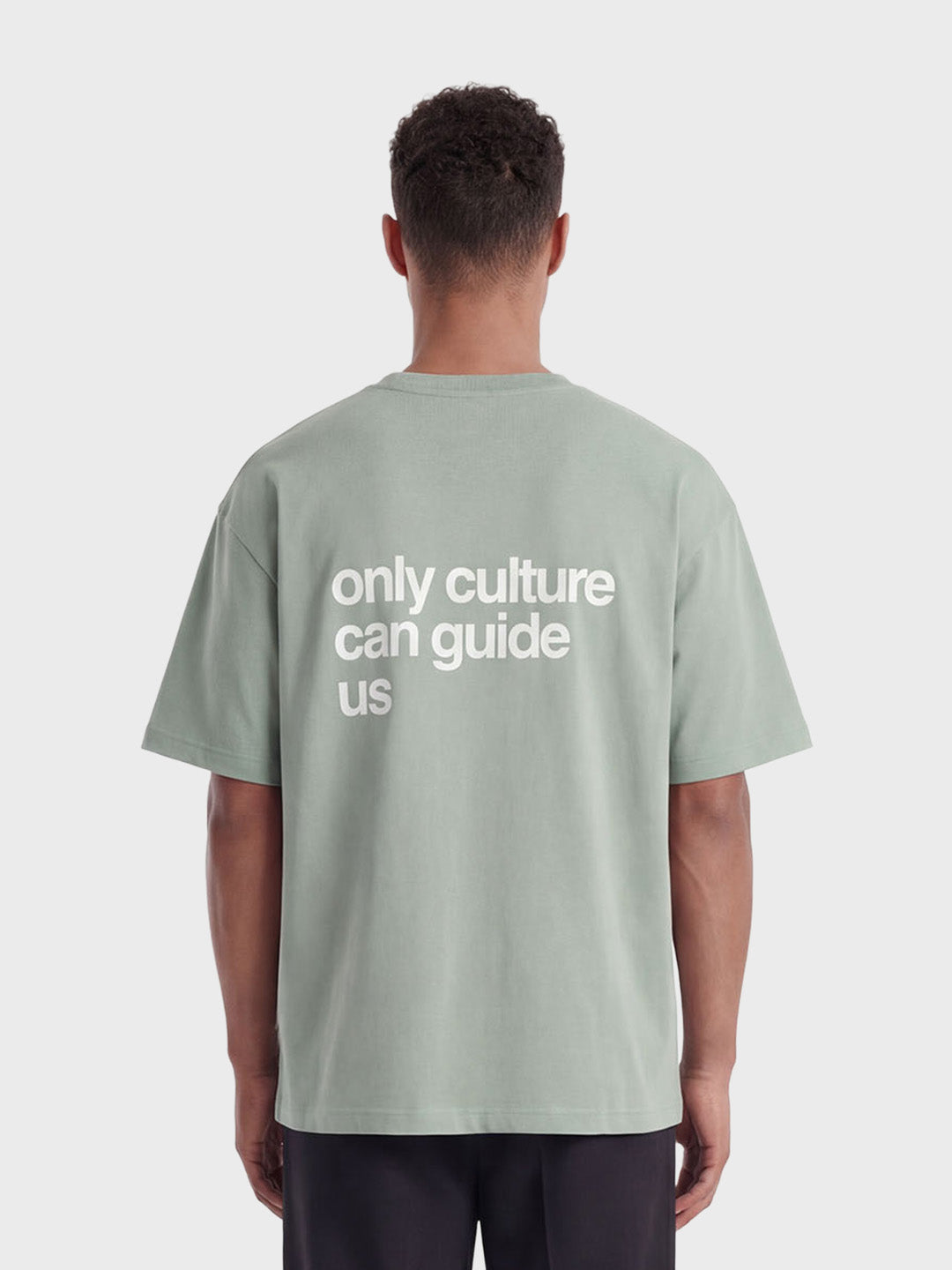 Don't Waste Culture Oshimi T-Shirt Turquoise - achterkant model