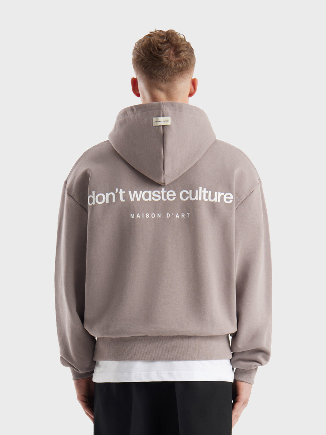 Achterkant van Don't Waste Culture Ale Zip Hoodie