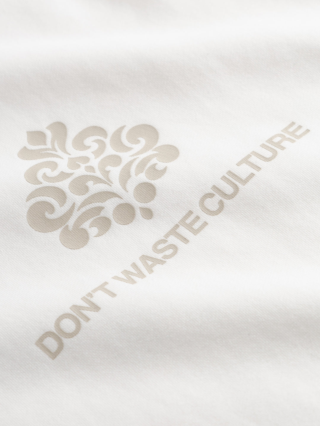 Don't Waste Culture Azemari T-Shirt Off-White - close-up graphic