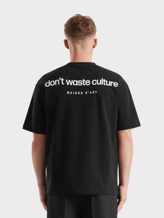 Don't Waste Culture Cleo T-Shirt zwart, verkrijgbaar bij Reloadstore