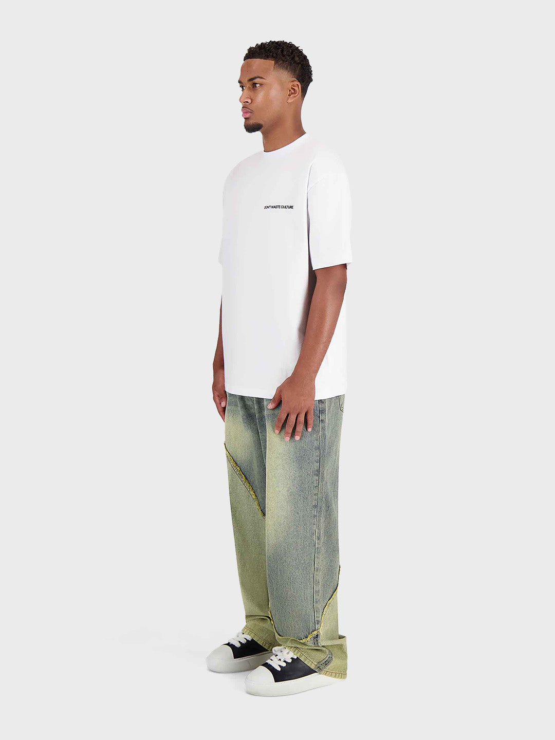 Don’t Waste Culture Erevan T-Shirt White – full outfit front view