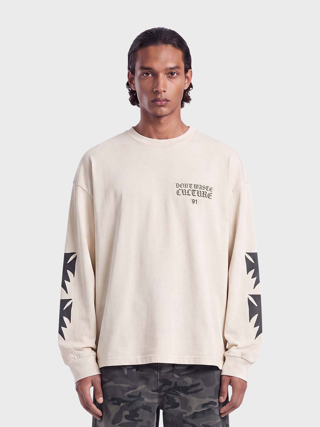 Don't Waste Culture Fina Longsleeve Beige – voorkant