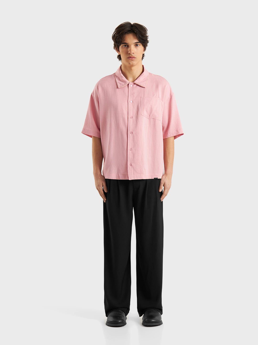 Volledige outfit met DWC Giran Shirt en pantalon – Reloadstore