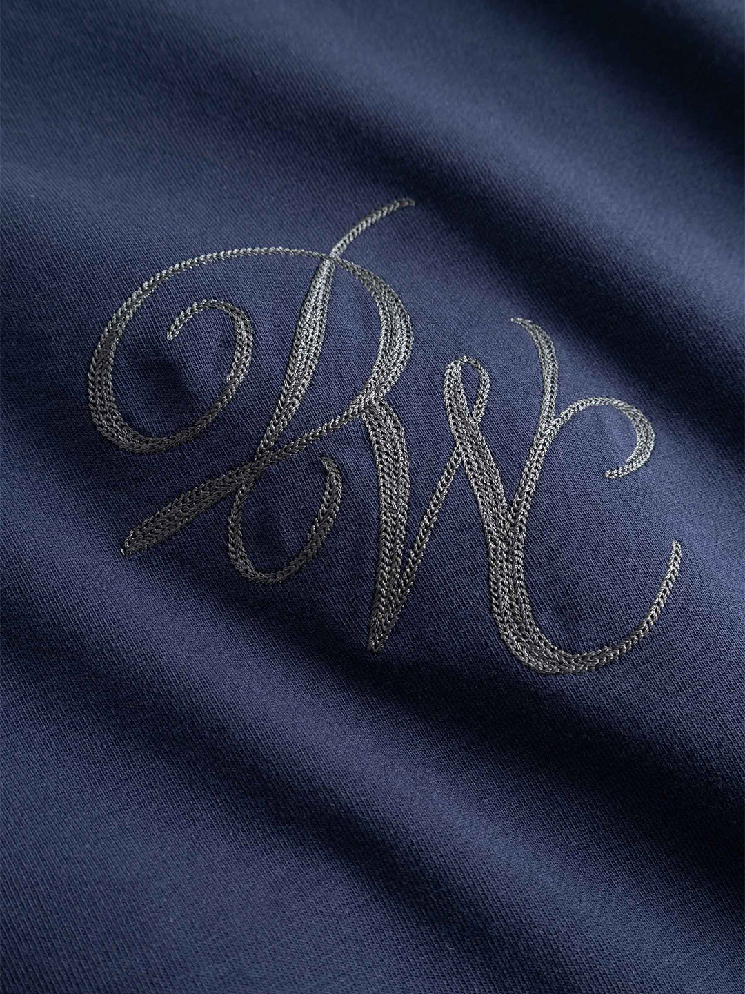 Don't Waste Culture Kari T-Shirt Navy – close-up