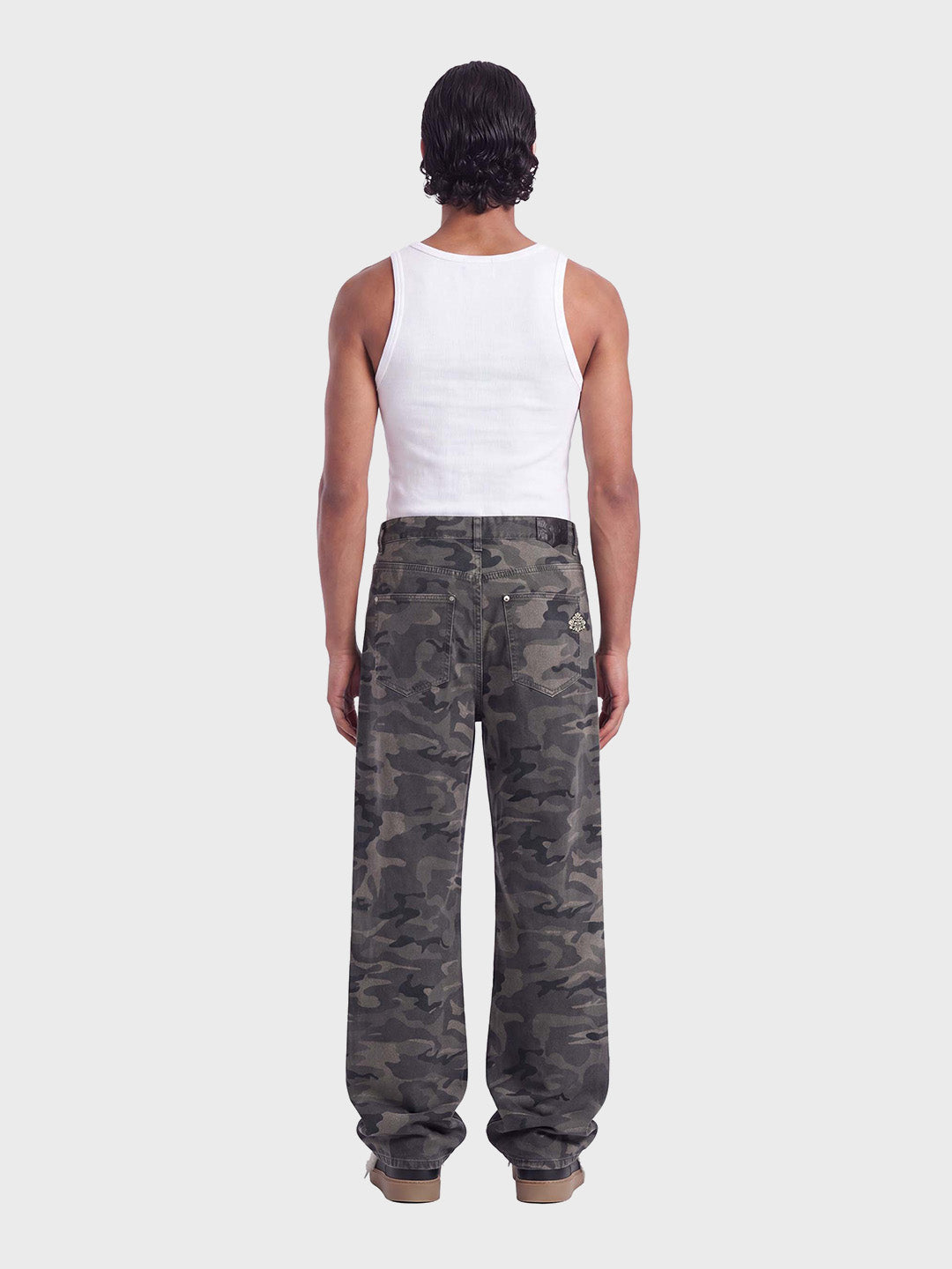 Don't Waste Culture Luma Jeans Washed Grey – outfit achter