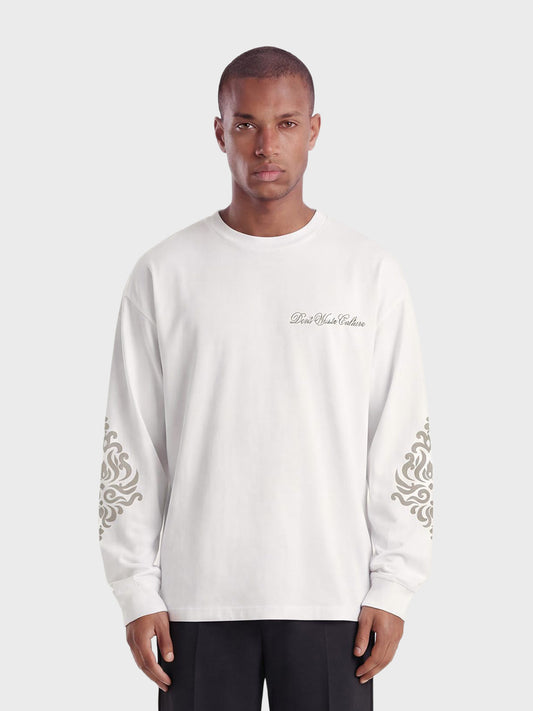 Don't Waste Culture Roye Longsleeve Off-White - model voorkant
