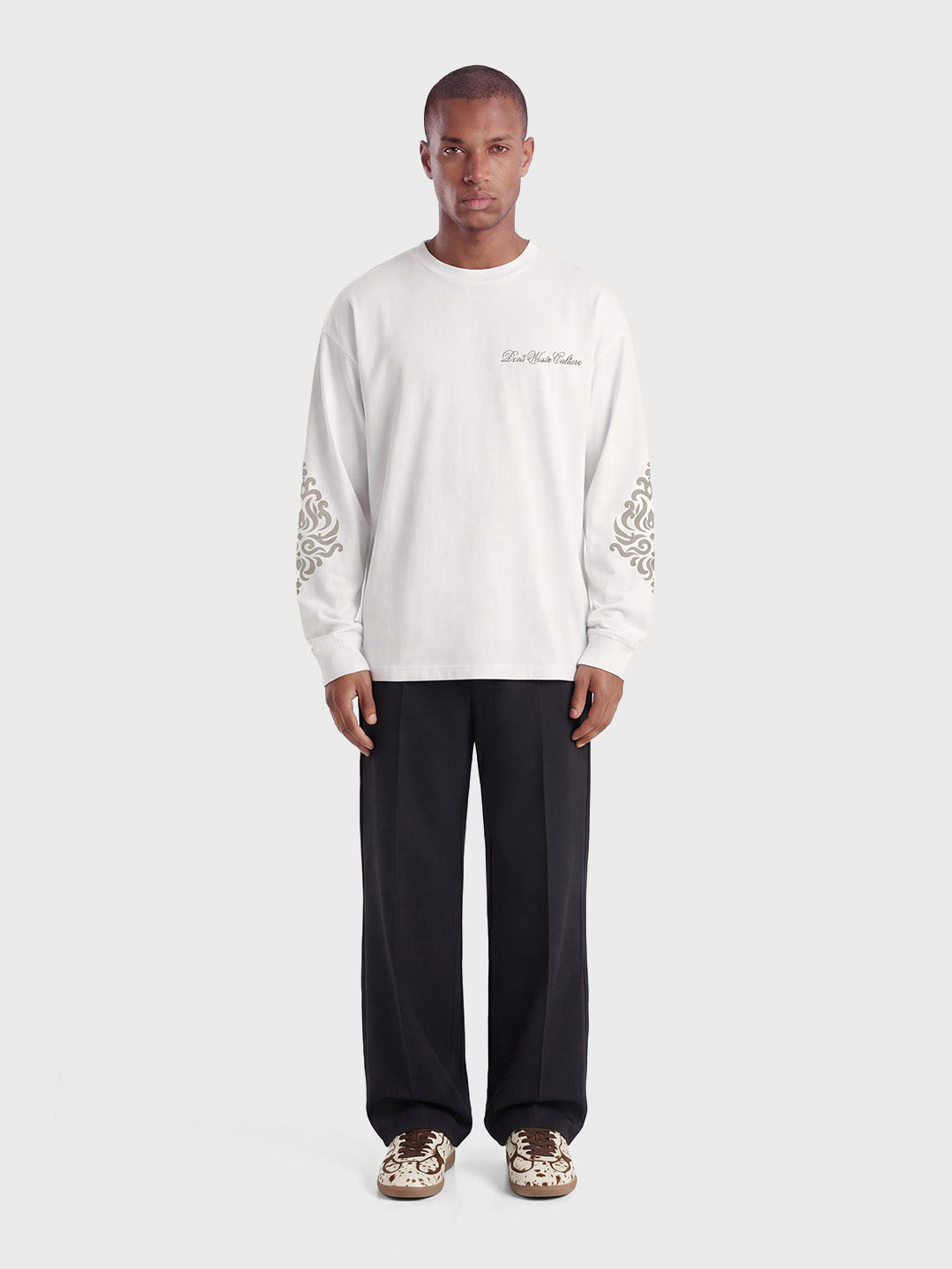 Don't Waste Culture Roye Longsleeve Off-White - model outfit