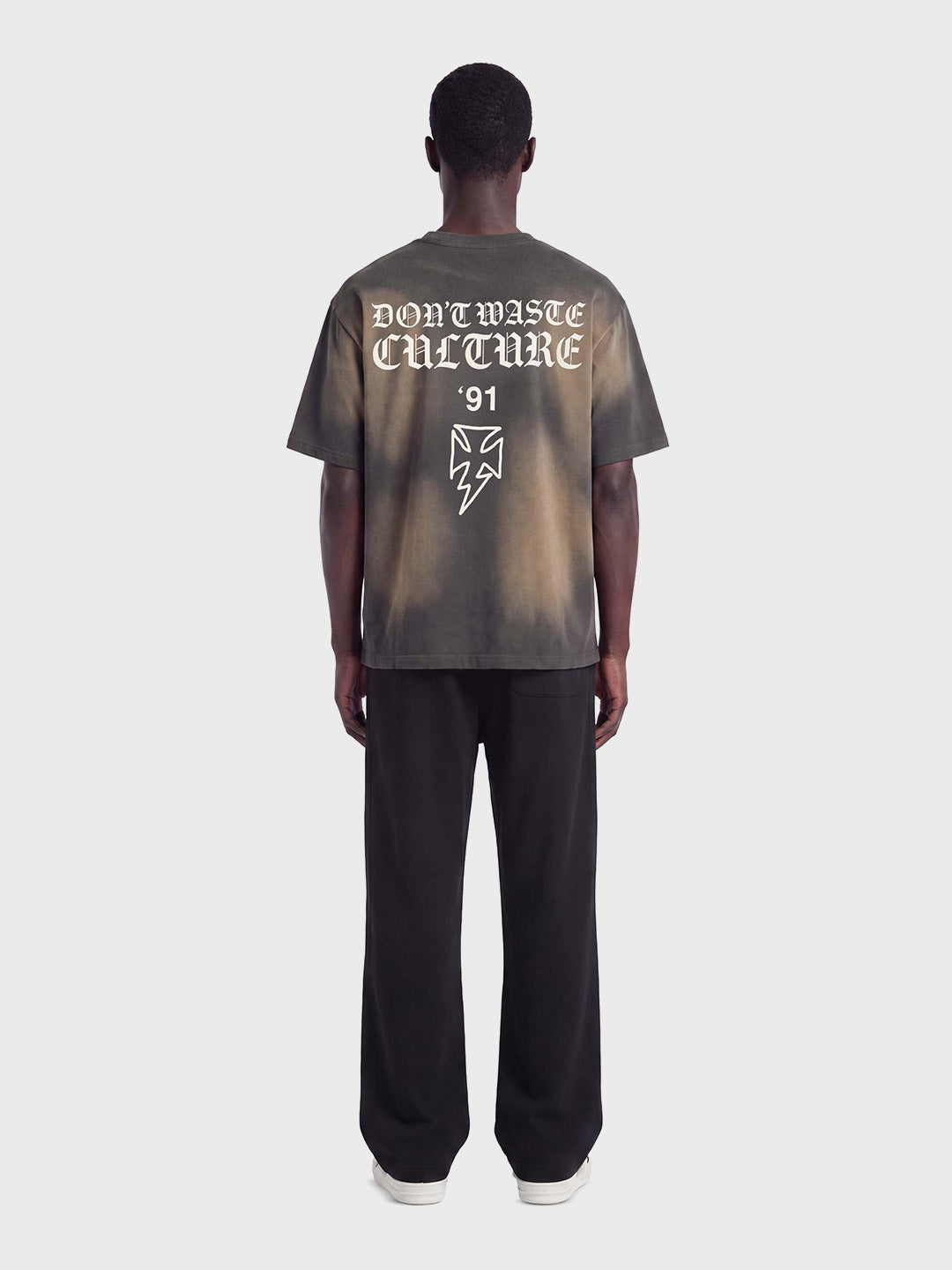 Don't Waste Culture Thunder T-Shirt Grey - outfit achterkant