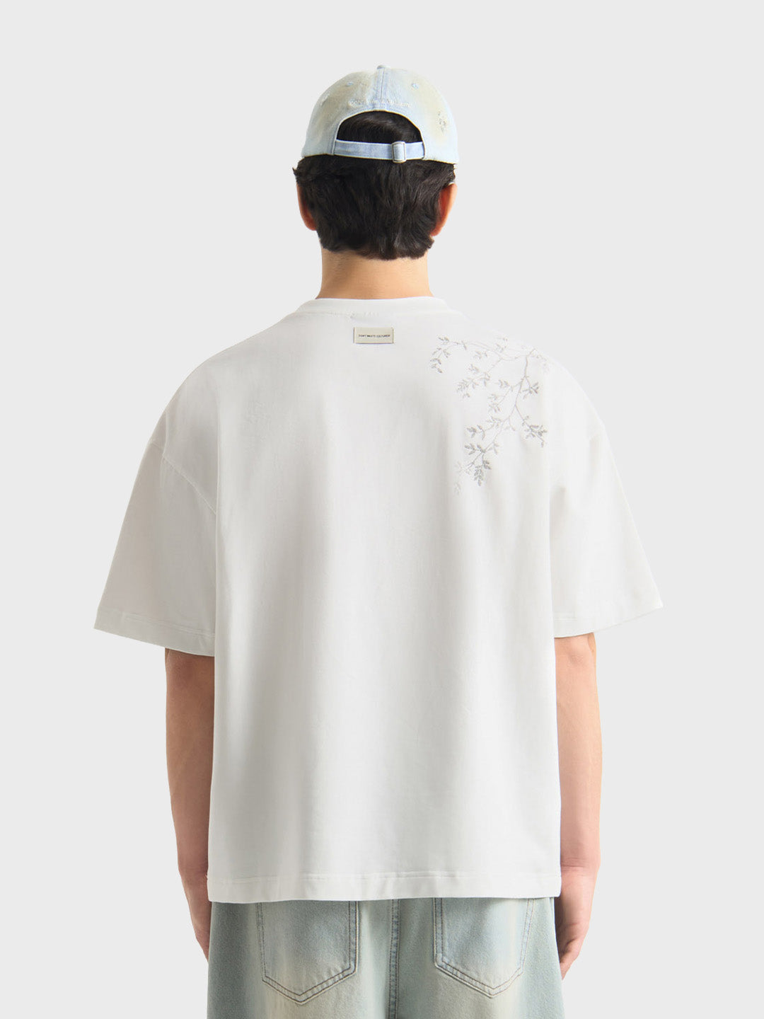 Don’t Waste Culture Ysolaine Cap Washed Blue - model achterkant