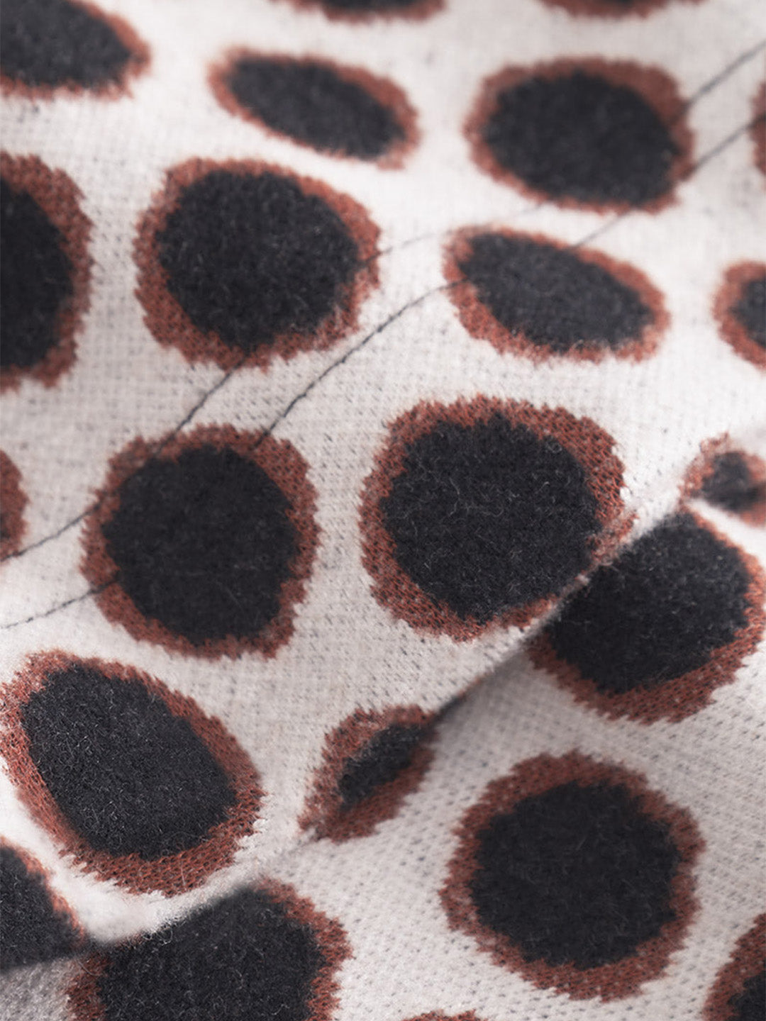 Close-up allover print en knitted materiaal van Zafir Shirt